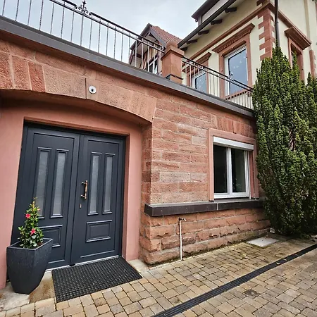 Zentral Gelegene Im Herzen Der Pfalz Διαμέρισμα